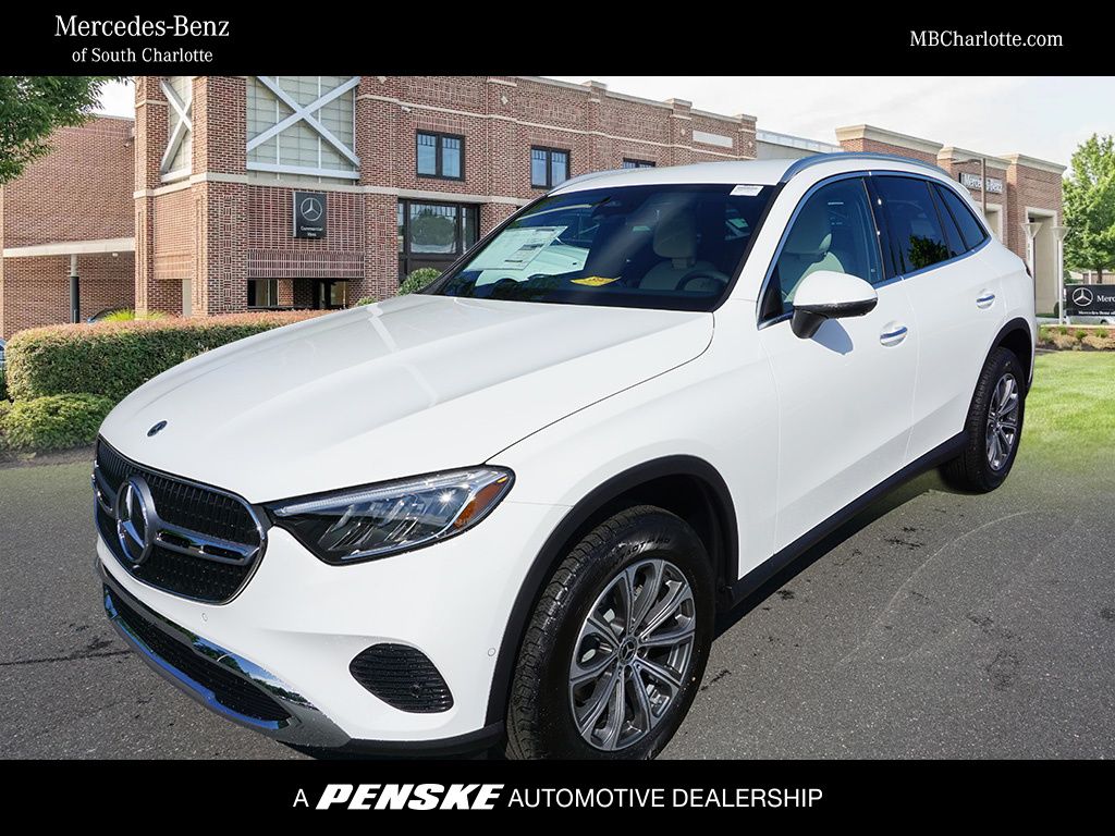 2025 Mercedes-Benz GLC 300 Hero Image