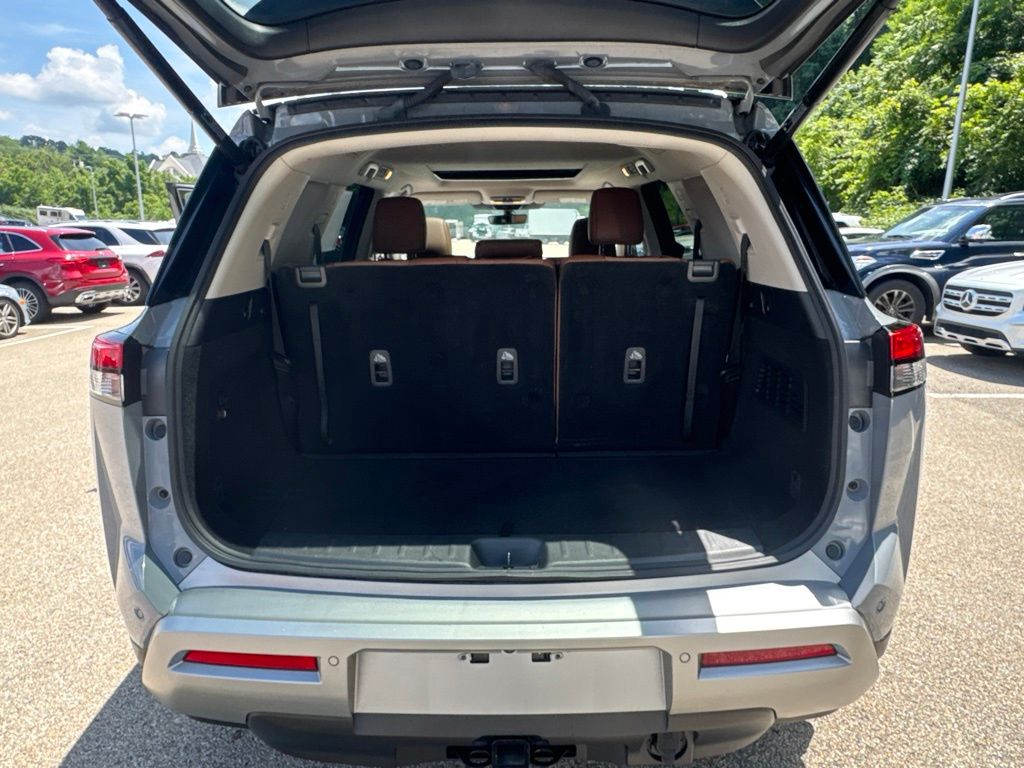 2023 Nissan Pathfinder Platinum Gray at South Hills Kia
