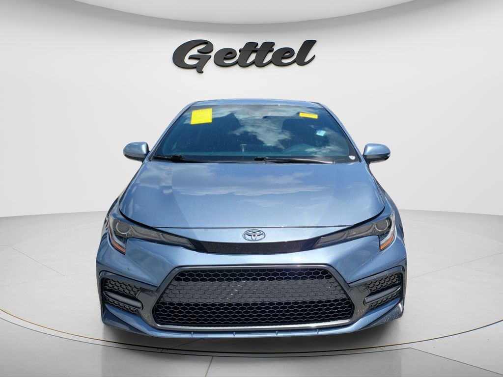 Certified Used 2022  Toyota SE image 4