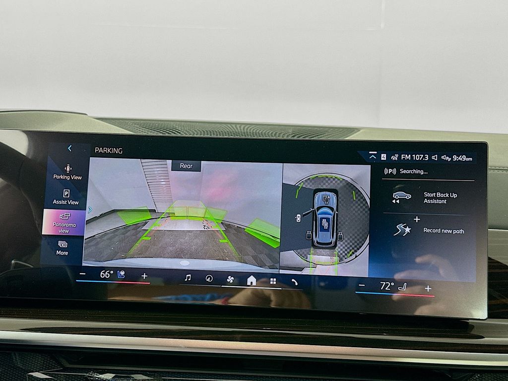 Thumbnail: 2026 BMW X5 - 13