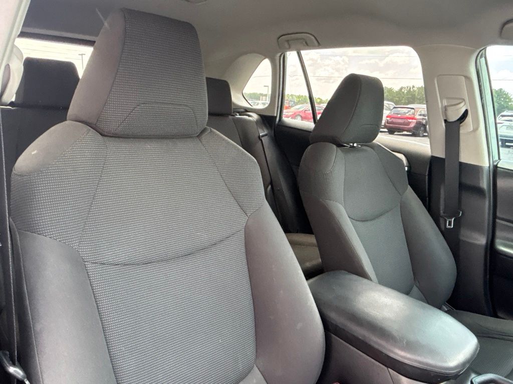 Used 2021 Toyota RAV4 SUV