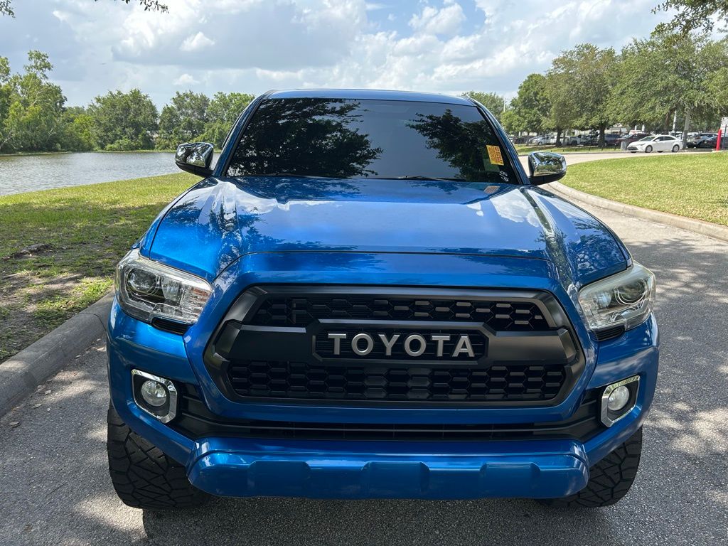 2016 Toyota Tacoma Limited 8