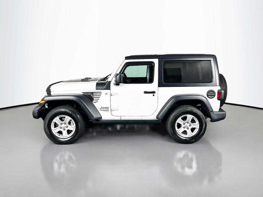 Used 2020 White Jeep Sport S image 4