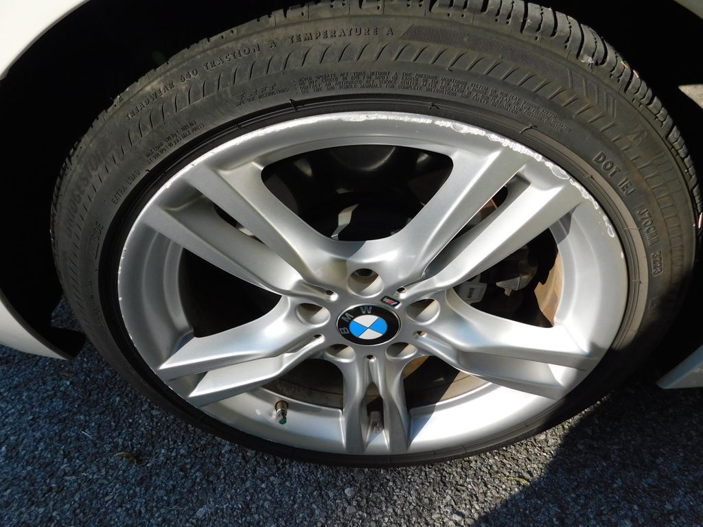 Thumbnail: 2015 BMW 3 Series - 8