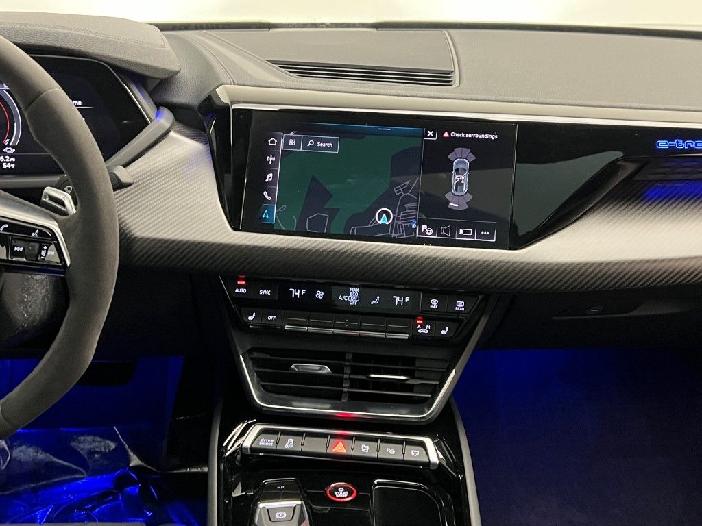 Thumbnail: 2023 Audi e-tron GT - 19