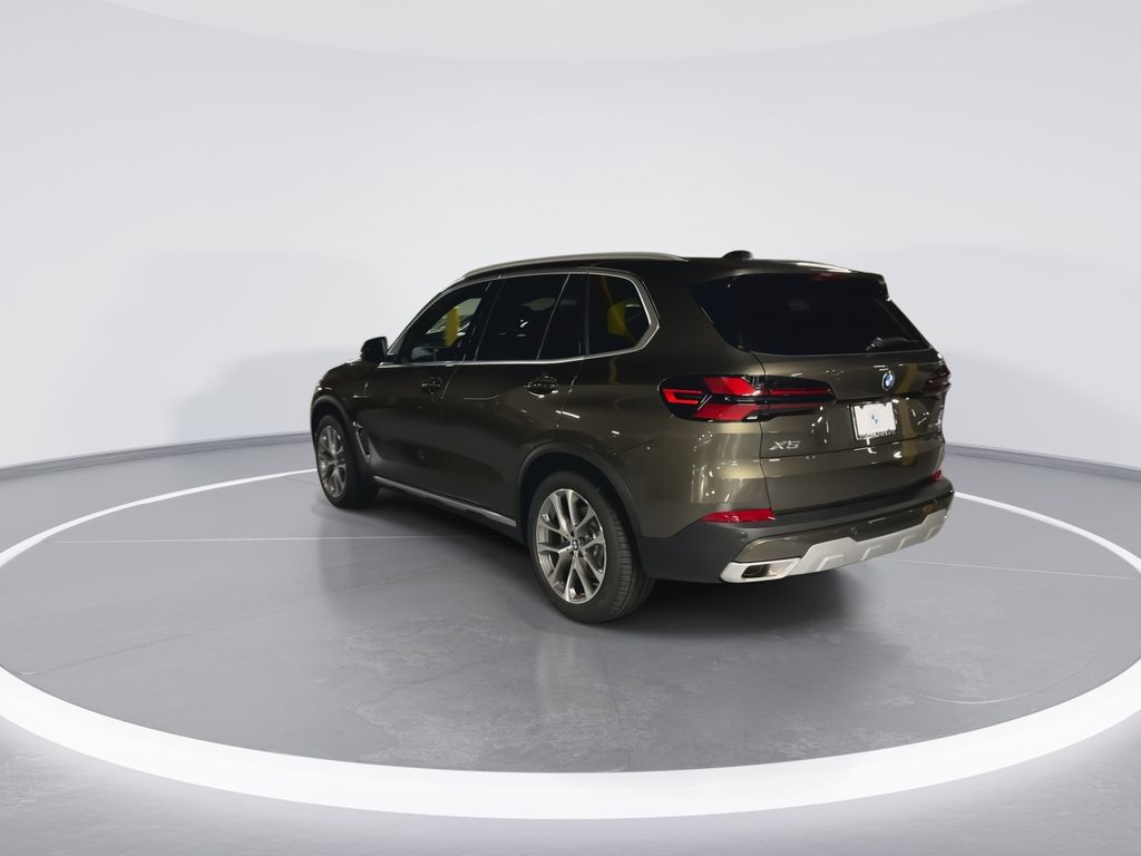 Thumbnail: 2026 BMW X5 - 6