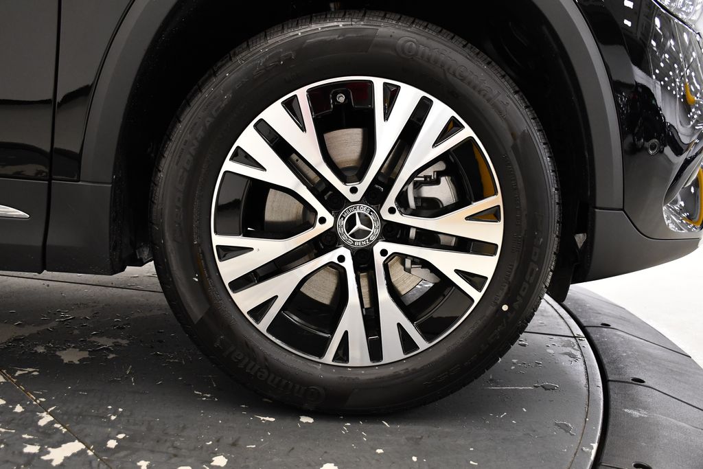Thumbnail: 2025 Mercedes-Benz GLA - 16