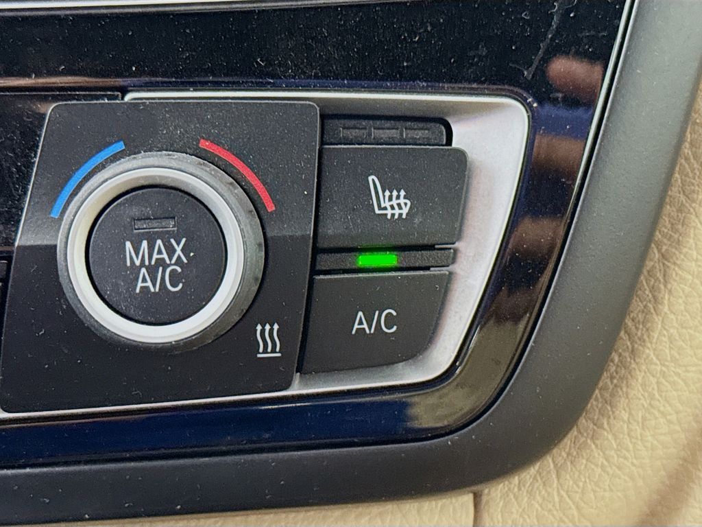 Thumbnail: 2015 BMW 4 Series - 21