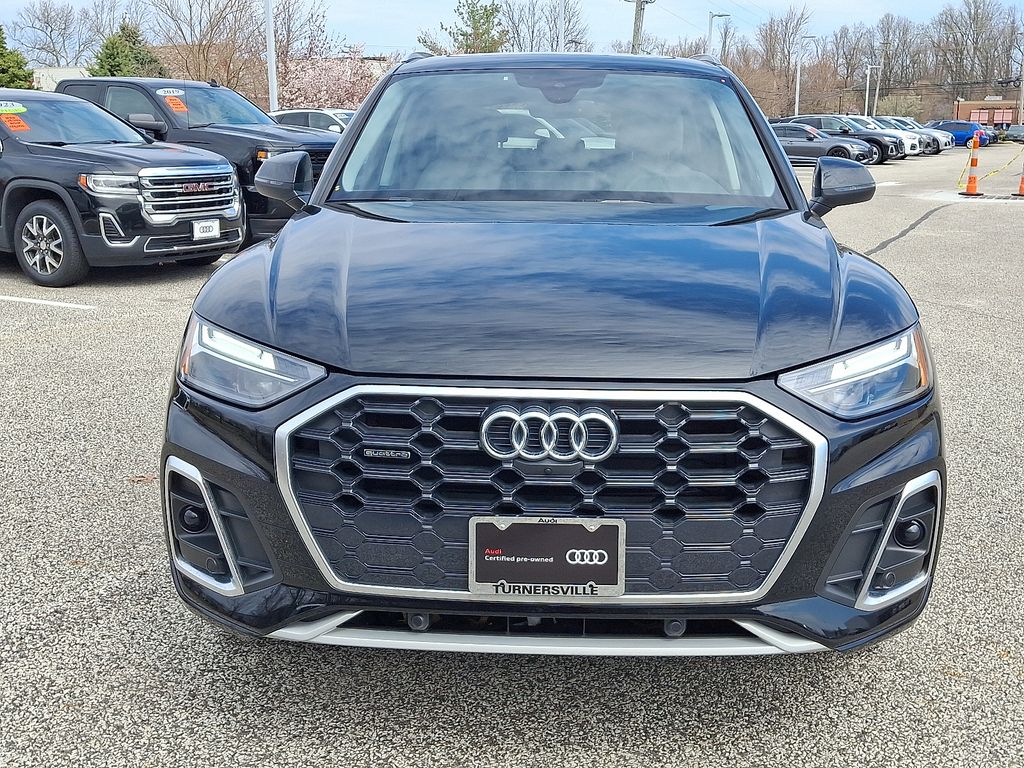 Thumbnail: 2022 Audi Q5 - 2