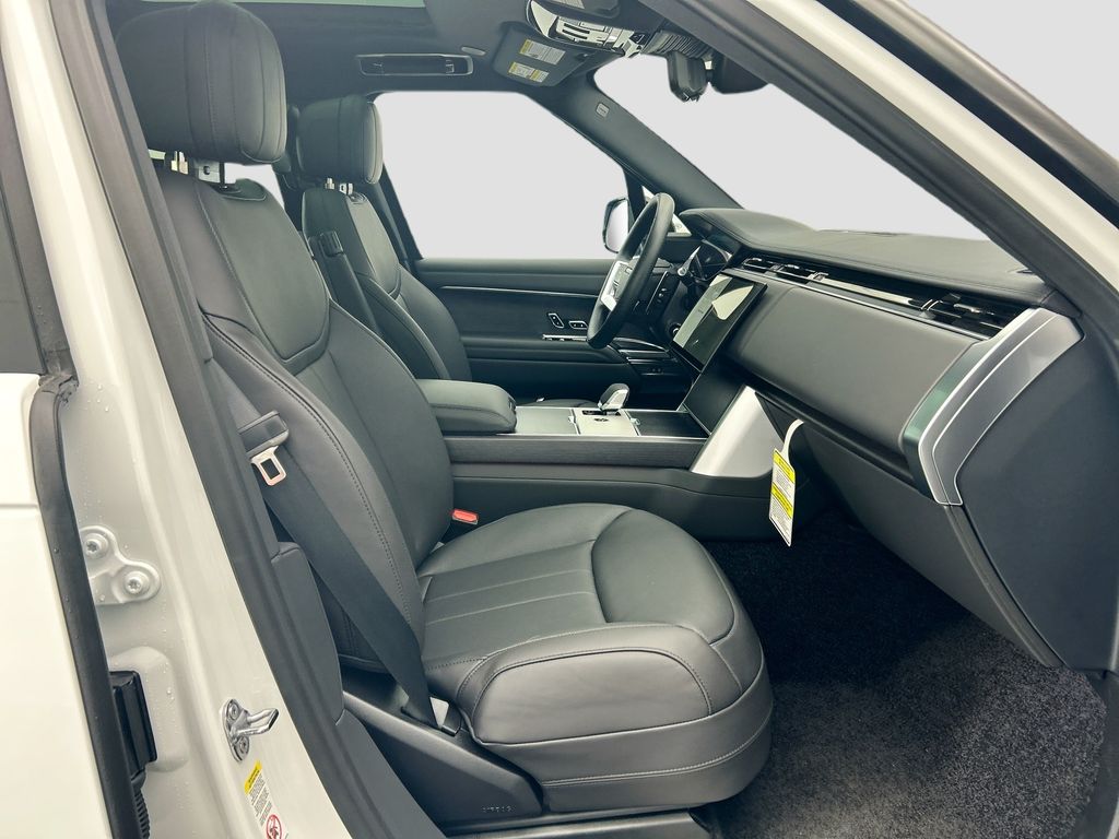 Thumbnail: 2026 Land Rover Range Rover - 20