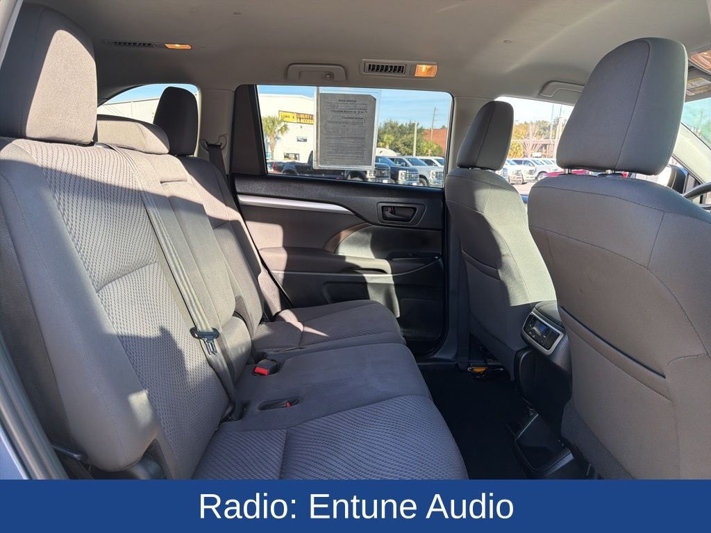 2019 Toyota Highlander LE