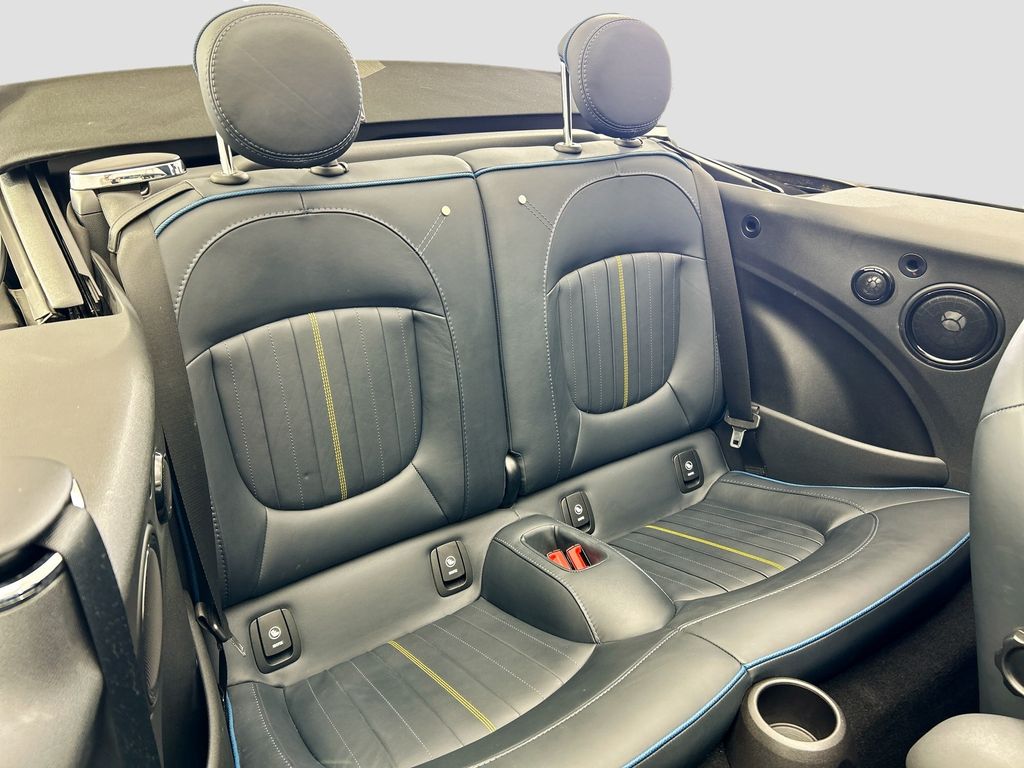 Thumbnail: 2023 MINI Cooper - 24