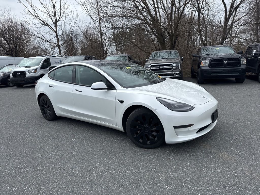 2021 Tesla Model 3 Standard Range Plus RWD
