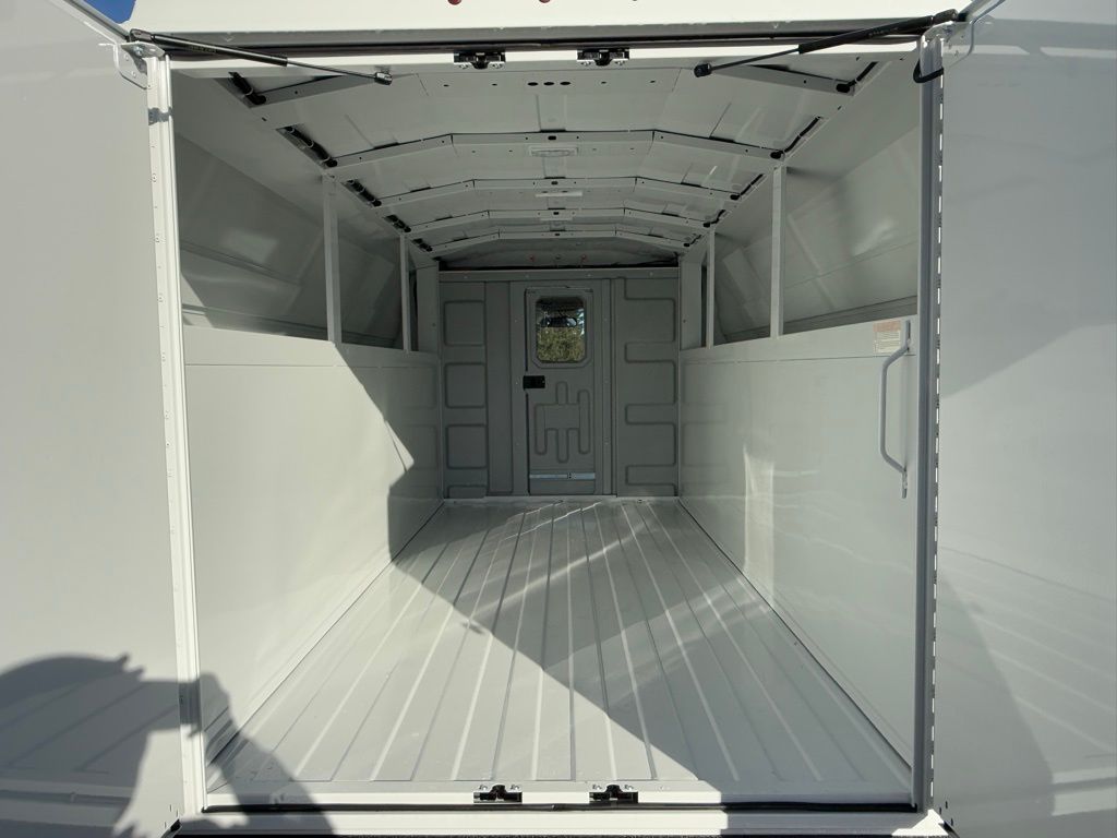 2024 Chevrolet Express 3500 WT