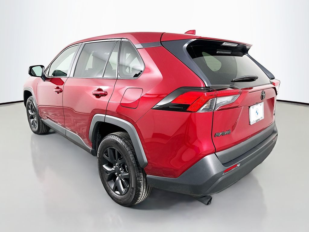 Thumbnail: 2022 Toyota RAV4 - 7