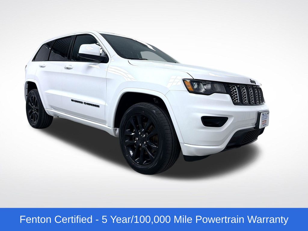 2022 Jeep Grand Cherokee Laredo X 4WD's photo