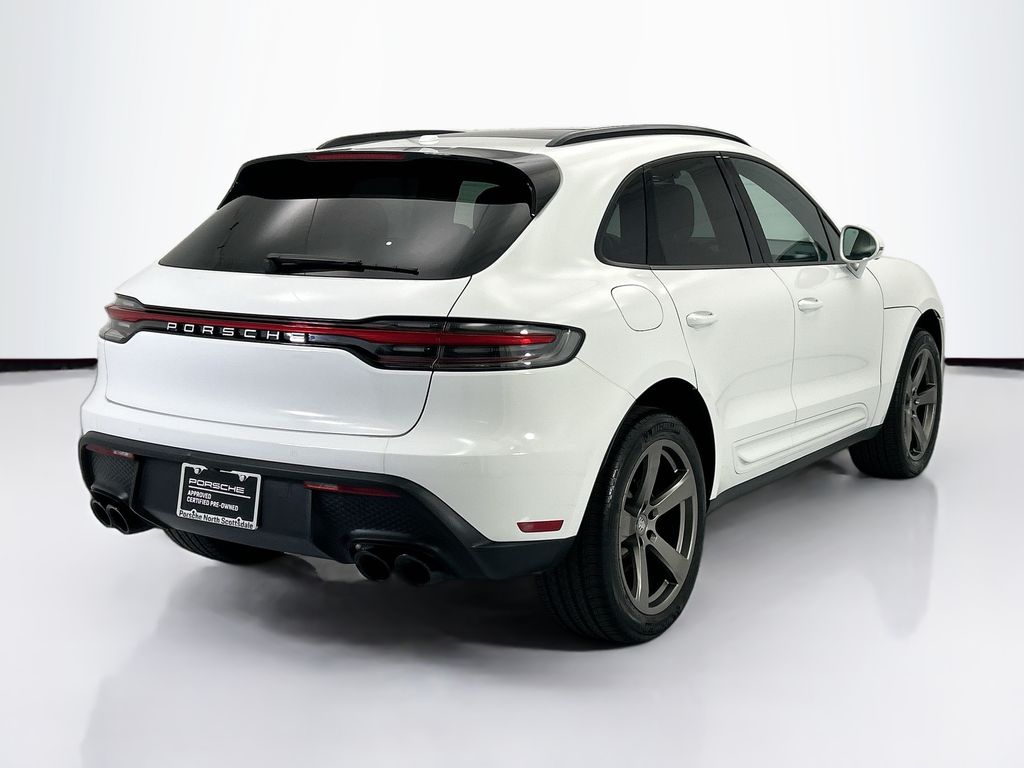 Thumbnail: 2022 Porsche Macan - 7