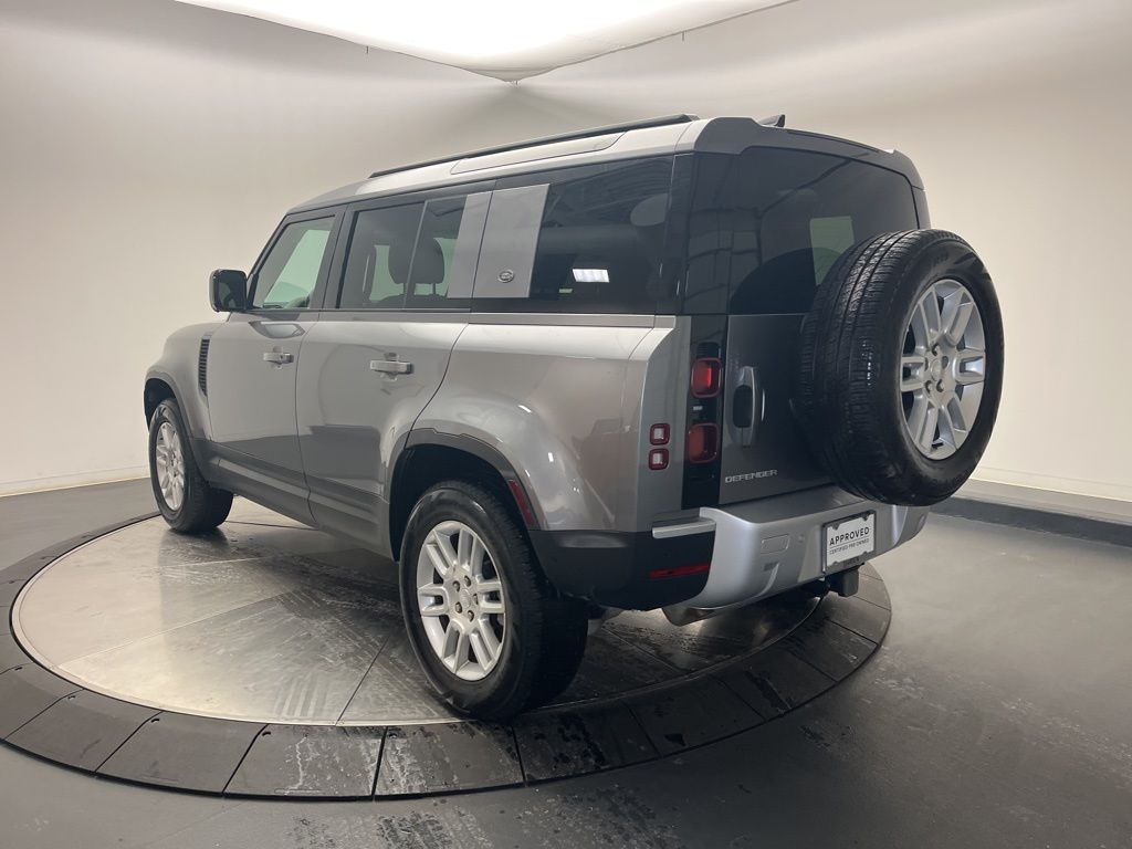 Thumbnail: 2024 Land Rover Defender - 3