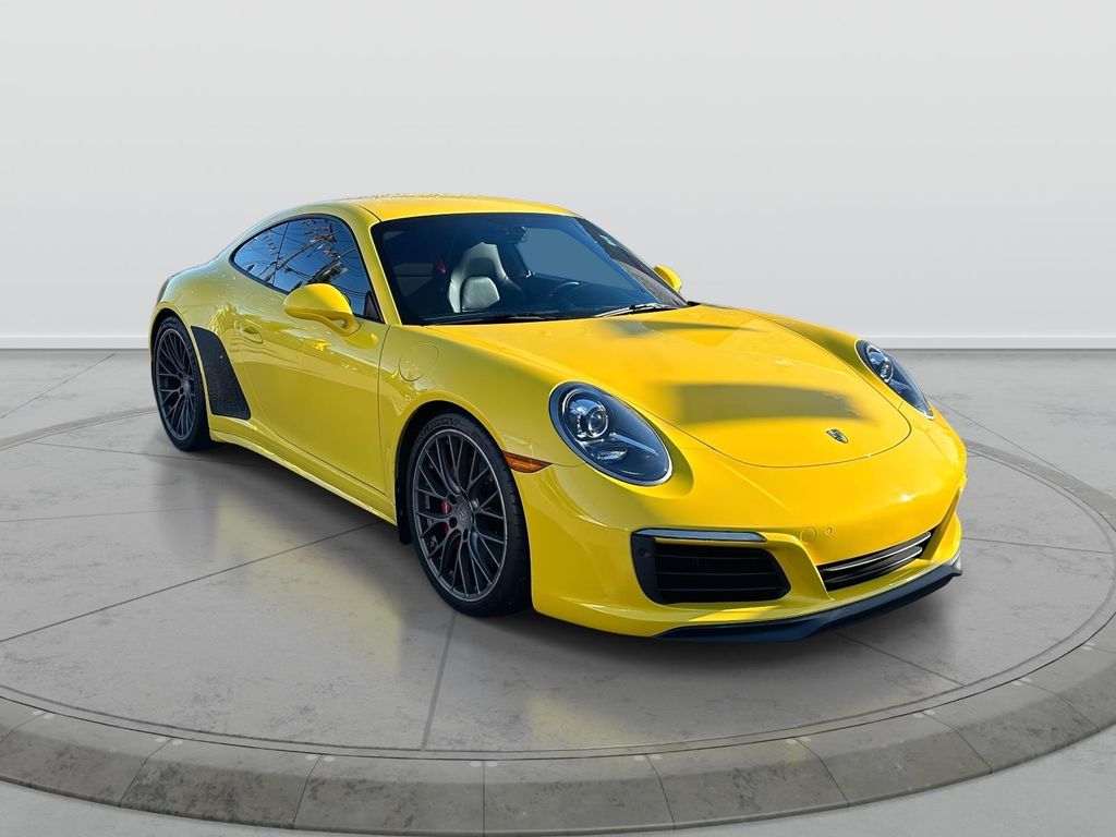2018 Porsche 911 Carrera 4S Coupe's photo