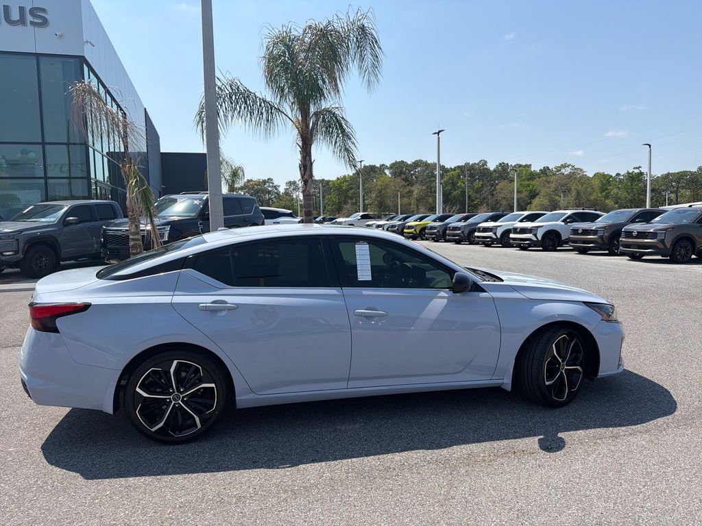 Used 2024 Nissan Altima 2.5 SR 4D Sedan
