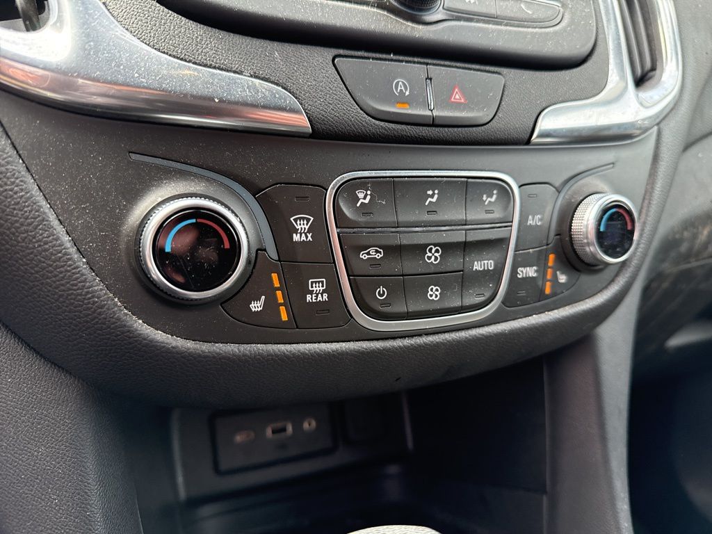 Used 2024 Blue Chevrolet LT image 5