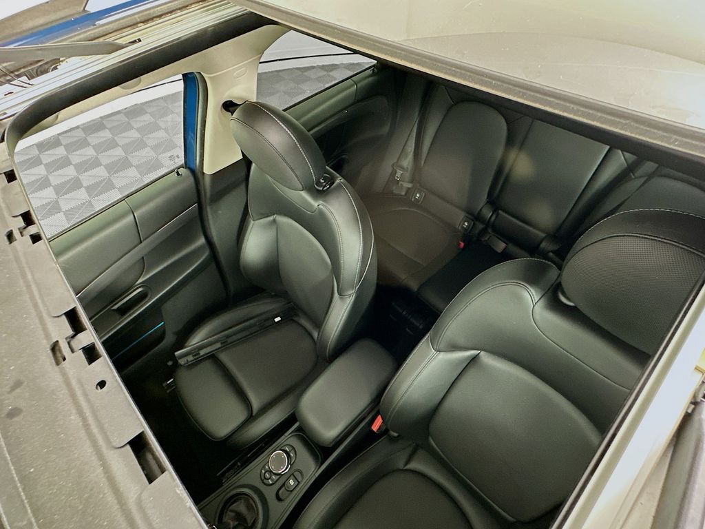 Thumbnail: 2018 MINI Cooper Countryman - 22