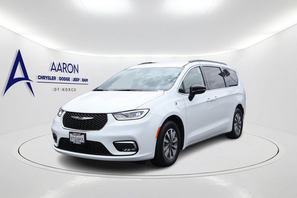 Bright White Clearcoat 2025 Chrysler Pacifica Hybrid Minivan Front-Wheel Drive Continuously Variable Transmission