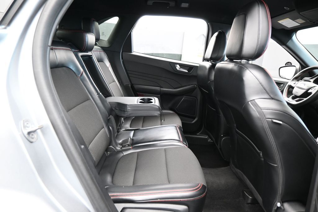 Used 2024 Silver Metallic Ford ST-Line image 38