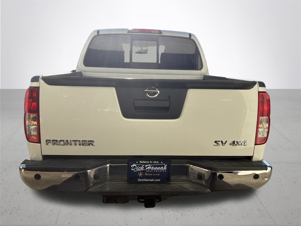2016 Nissan Frontier SV