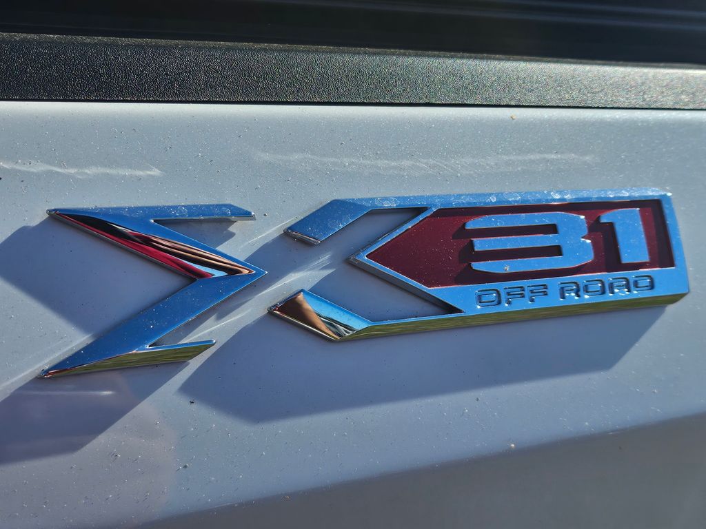 2022 GMC Sierra 1500 SLT White at Bob Mills Chevrolet