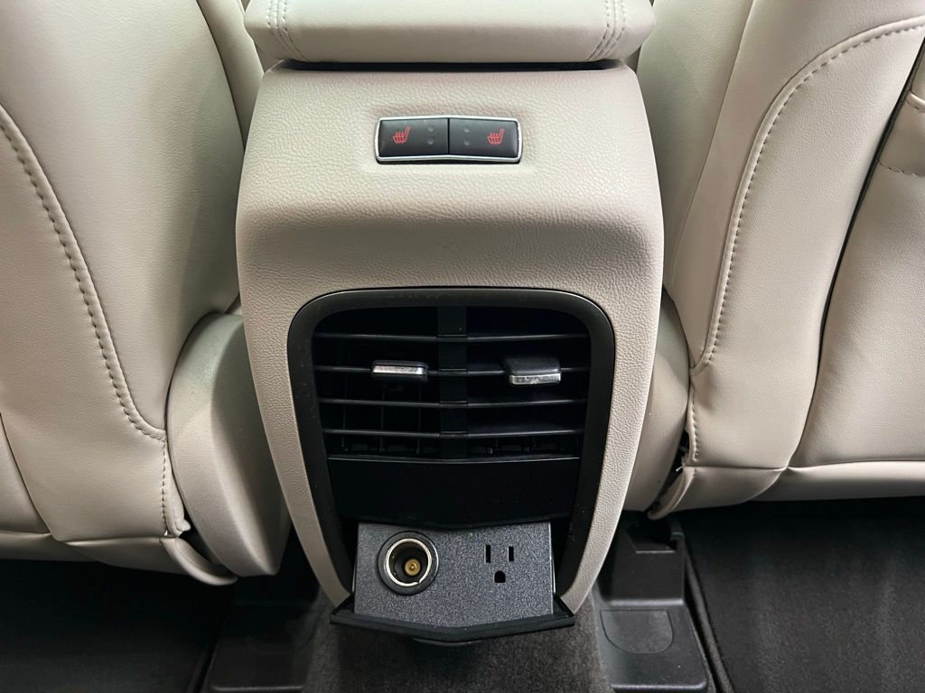 Thumbnail: 2018 Lincoln MKC - 9