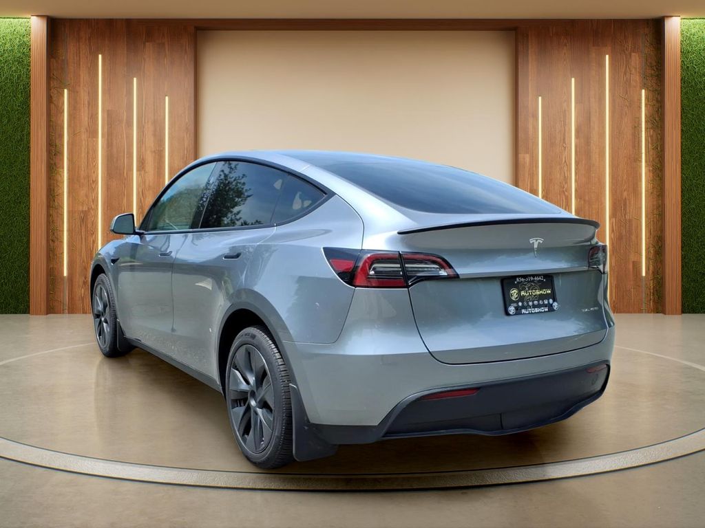 TeslaModel Y29