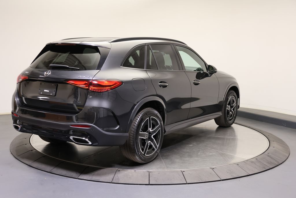 Thumbnail: 2027 Mercedes-Benz GLC - 7