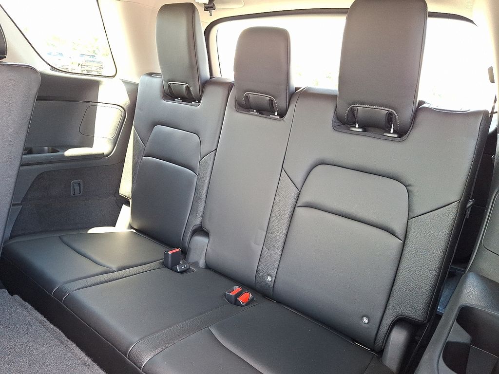 2024 Nissan Pathfinder — photo 12