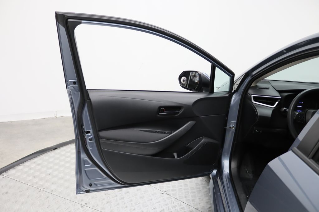 Thumbnail: 2023 Toyota Corolla - 16