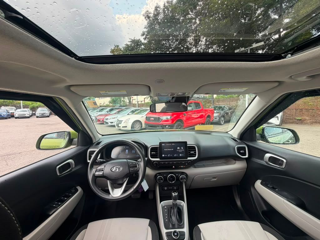 Used 2023 Hyundai Venue SUV