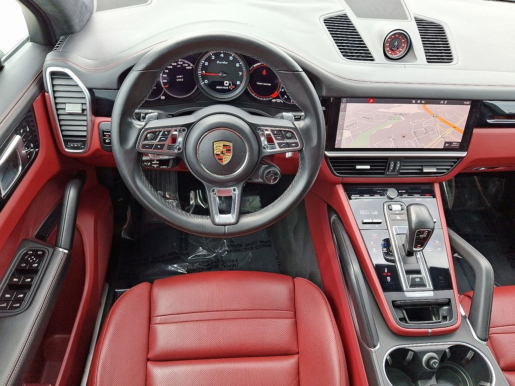 2021 Porsche Cayenne Turbo 13