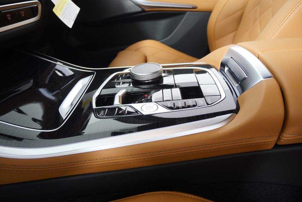 Thumbnail: 2026 BMW X5 - 22