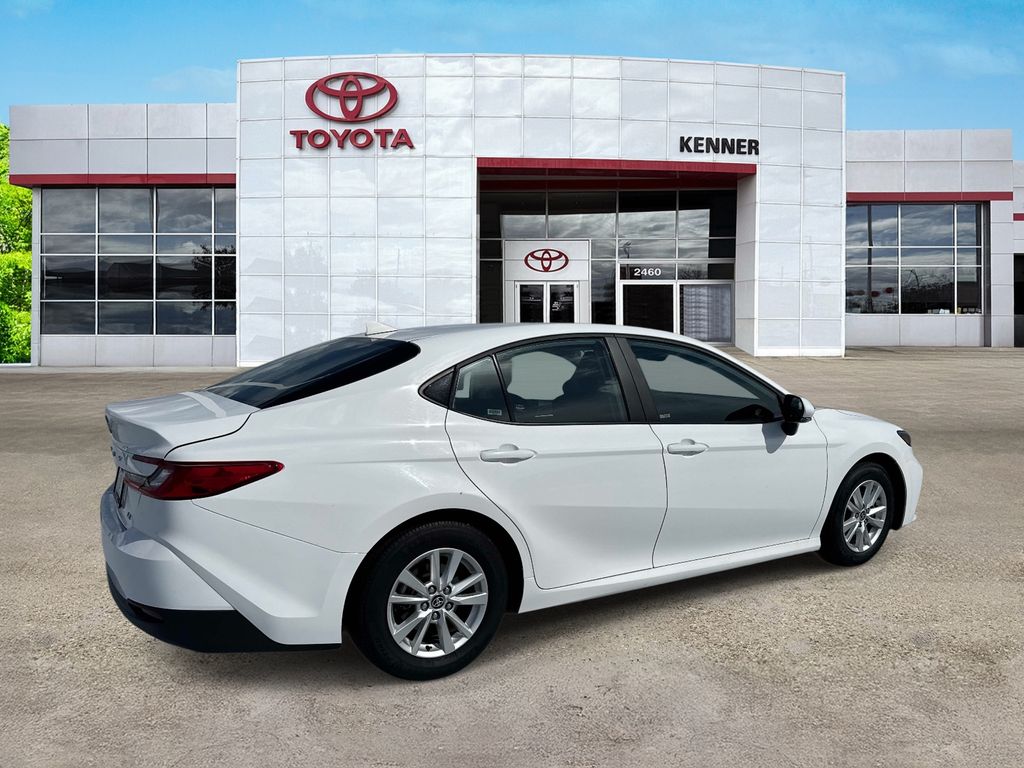 2025 Toyota Camry LE - 5