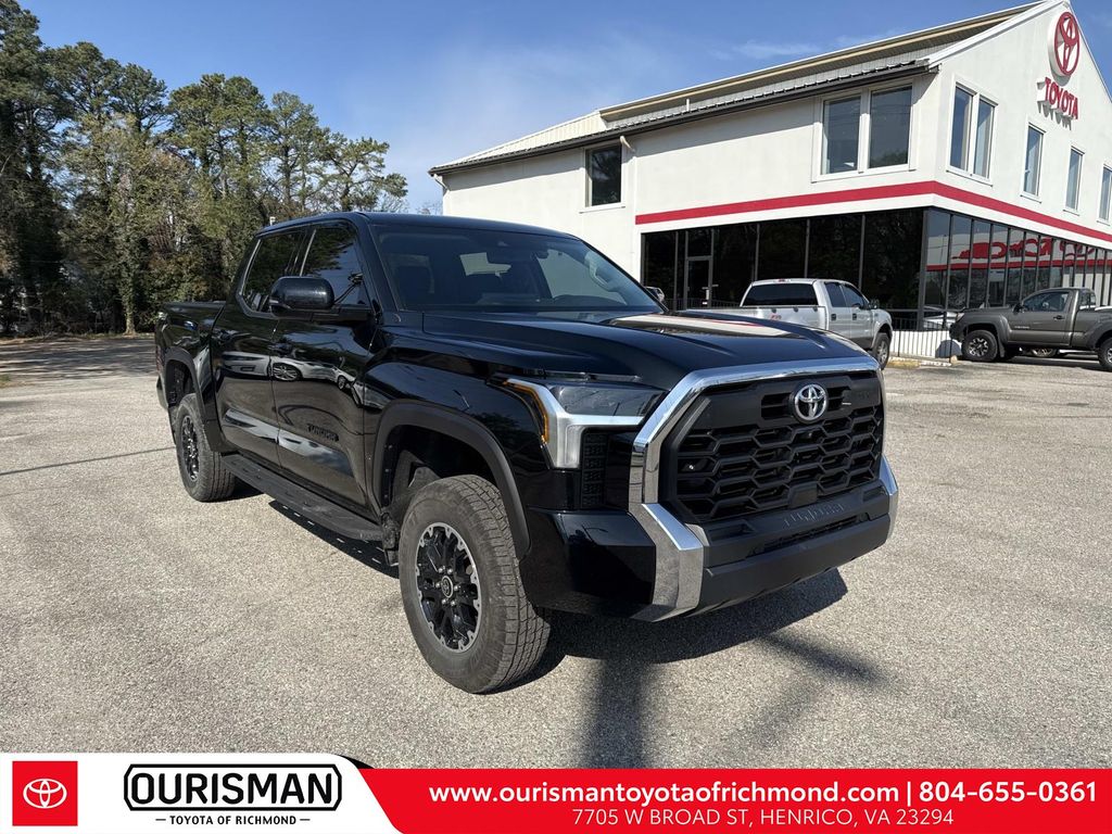 2024 Toyota Tundra SR5 CrewMax Cab 4WD