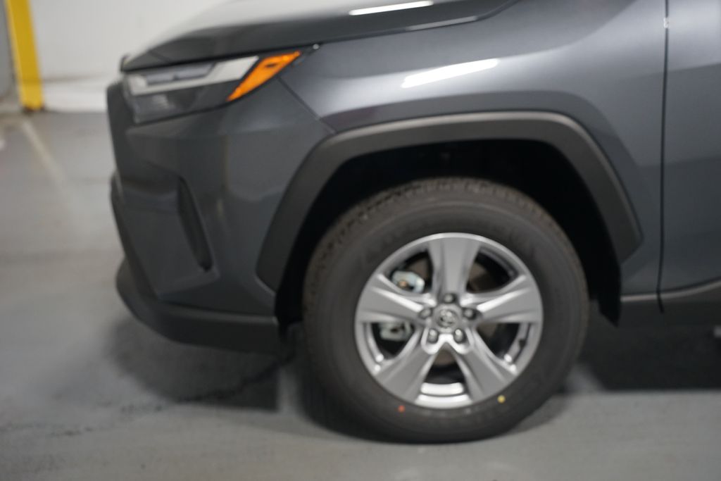 Thumbnail: 2025 Toyota RAV4 - 5