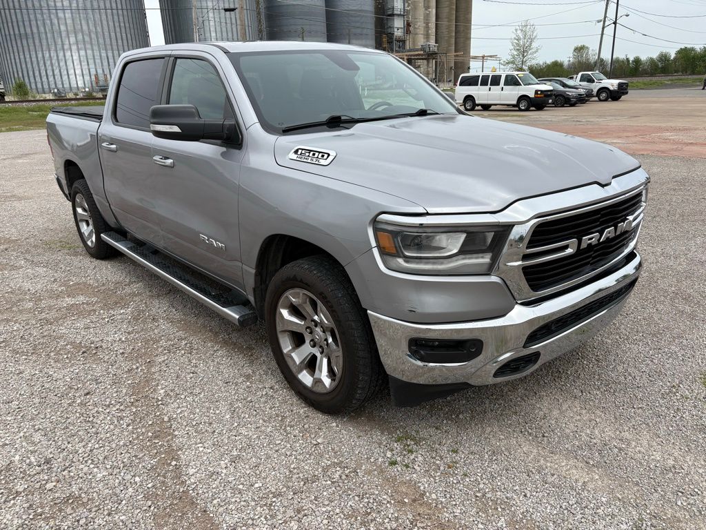 2019 RAM 1500 Big Horn/Lone Star 4x4 Crew Cab 5'7's photo