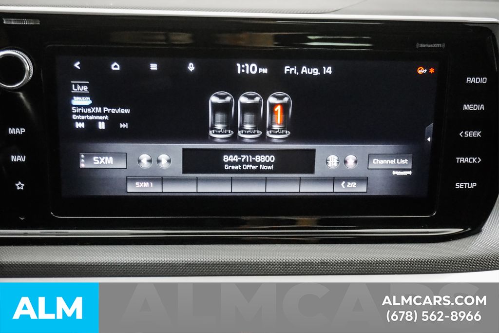 Used 2022 White Kia GT-Line image 36