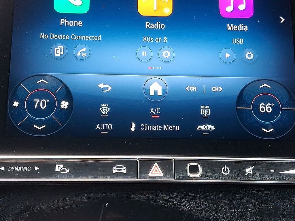 Thumbnail: 2025 Mercedes-Benz GLC - 11