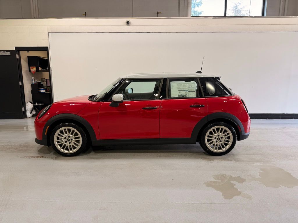 Thumbnail: 2025 MINI Cooper Hardtop - 2
