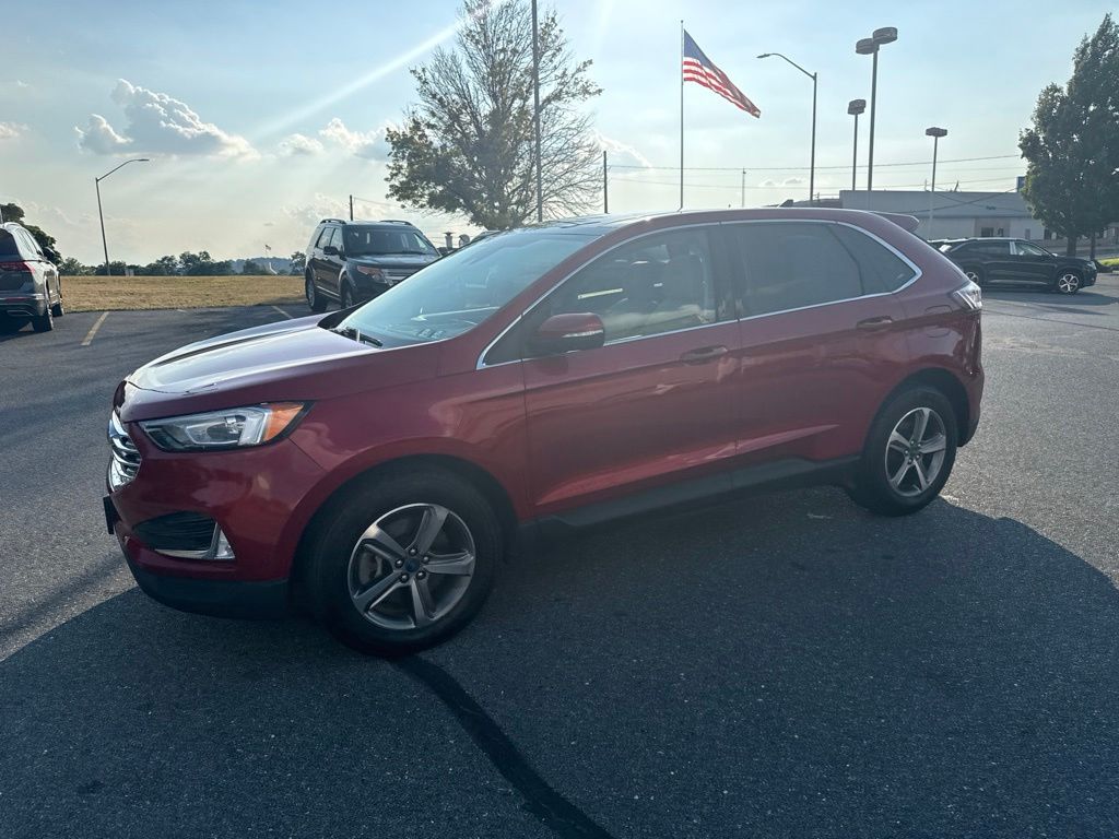 2020 Ford Edge SEL Red at Grove City Ford