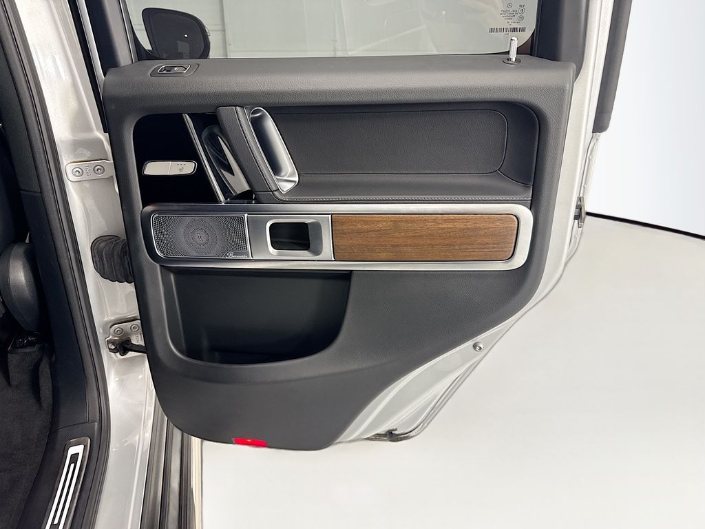 Thumbnail: 2025 Mercedes-Benz G-Class - 26