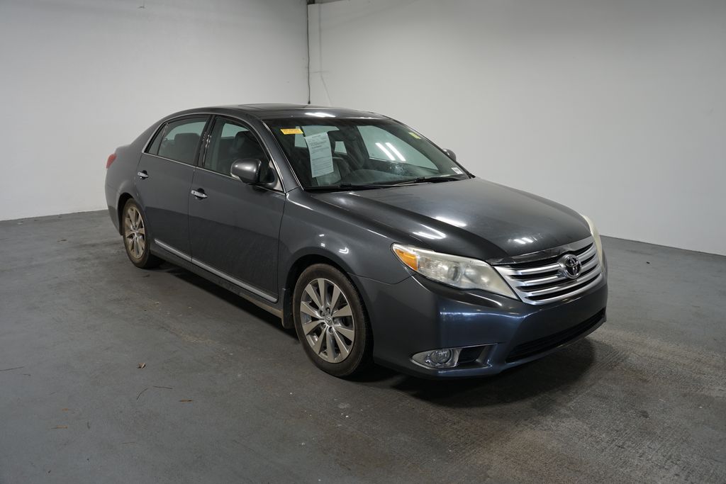 2011 Toyota Avalon  4