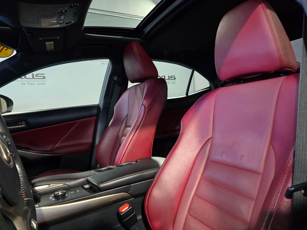 Thumbnail: 2019 Lexus IS - 14