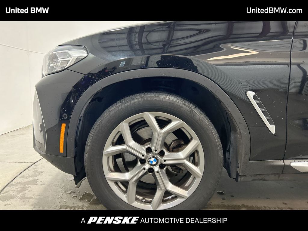 Thumbnail: 2024 BMW X4 - 10